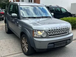 Grau Gebraucht 2013 Land Rover Discovery 4 S SUV | 8.999 €