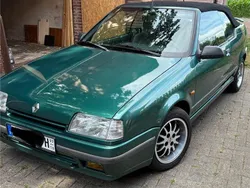 Grün Gebraucht 1992 Renault 19 Cabrio | 2.999 €
