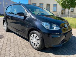 Schwarz Gebraucht 2017 VW up! Move Kleinwagen | 5.900 € (Guter Preis)