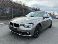 Silber Gebraucht 2016 BMW 320 Advantage Limousine | 9.999 € (Superpreis)