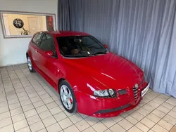 Rot Gebraucht 2003 Alfa Romeo GTA Limousine | 18.900 €