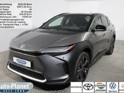 Silber Gebraucht 2023 Toyota bZ4X SUV | 47.990 €