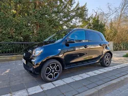Schwarz Gebraucht 2017 Smart ForFour Prime Kleinwagen | 12.700 € (Fairer Preis)