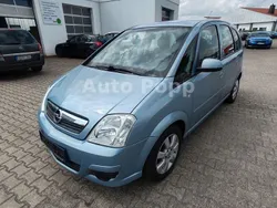 Blau Gebraucht 2009 Opel Meriva Edition Van / Kleinbus | 2.799 € (Fairer Preis)