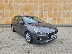 Braun Gebraucht 2017 Hyundai i30 Select Kombi | 12.790 € (Fairer Preis)