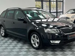 Schwarz Gebraucht 2017 Skoda Octavia Style Kombi | 8.699 € (Superpreis)
