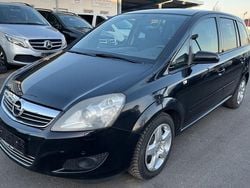 Saphirschwarz mi2 Gebraucht 2008 Opel Zafira Innovation Van / Kleinbus | 4.350 € (Fairer Preis)