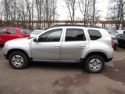 Grau Gebraucht 2014 Dacia Duster Lauréate SUV | 4.790 € (Superpreis)