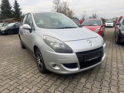 Platingrau Gebraucht 2010 Renault Scénic III Authentique Van / Kleinbus | 1.750 € (Fairer Preis)