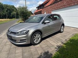Silber Gebraucht 2015 VW Golf VII Highline Limousine | 12.990 € (Guter Preis)