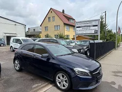 Blau Gebraucht 2017 Mercedes A200 Kleinwagen | 9.900 € (Superpreis)