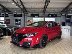 Rot Gebraucht 2016 Honda Civic Type R GT Limousine | 30.990 € (Etwas zu teuer)