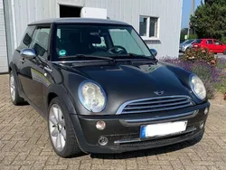 Grau Gebraucht 2006 Mini Cooper Kleinwagen | 1.750 € (Guter Preis)