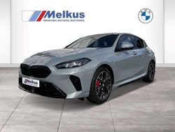 Grau Neu 2025 BMW 120 M Sport Kleinwagen | 43.990 € (Teuer)