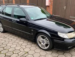 Schwarz Gebraucht 2001 Saab 9-5 Limousine | 1.950 € (Fairer Preis)