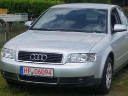 Lichtsilber metallic Gebraucht 2001 Audi A4 Limousine | 2.200 € (Fairer Preis)