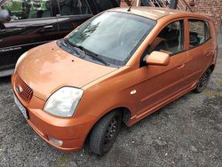 Braun Gebraucht 2006 Kia Picanto Kleinwagen | 2.300 € (Fairer Preis)