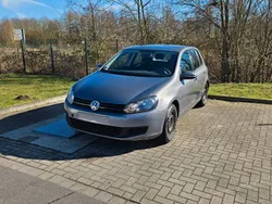 Schwarz Gebraucht 2010 VW Golf VI Kombi | 4.000 €