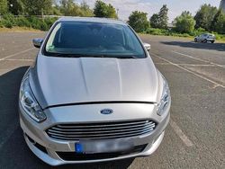 Silber Gebraucht 2015 Ford S-MAX S Van / Kleinbus | 12.900 €
