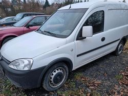 Weiß Gebraucht 2011 Opel Combo Limousine | 1.350 €