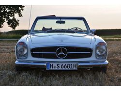 Weiß Gebraucht 1971 Mercedes SL280 Cabrio | 139.990 €