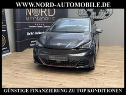 Quasargrau (metallic) Gebraucht 2023 Cupra Born Kleinwagen | 24.490 € (Guter Preis)
