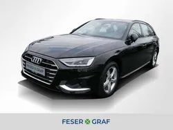Mythosschwarz metallic Gebraucht 2024 Audi A4 Ambiente Kombi | 31.440 € (Guter Preis)