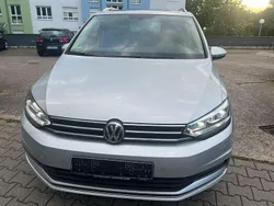 Silber Gebraucht 2018 VW Touran Highline Van / Kleinbus | 16.800 € (Guter Preis)