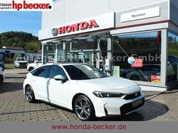 Weiß Neu 2025 Honda Civic Advance Limousine | 42.100 € (Etwas zu teuer)