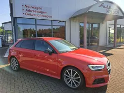 Tangorot Gebraucht 2018 Audi A3 Sportback Limousine | 21.390 € (Etwas zu teuer)