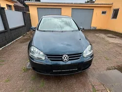 Blau Gebraucht 2004 VW Golf V Limousine | 1.300 € (Fairer Preis)