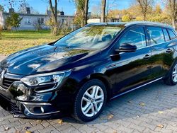 Schwarz Gebraucht 2019 Renault Mégane GrandTour LIMITED Kombi | 9.800 € (Etwas zu teuer)