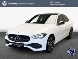 Polarweiß Gebraucht 2024 Mercedes C300e Avantgarde Limousine | 43.200 € (Guter Preis)
