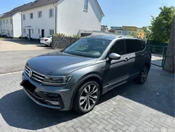 Grau Gebraucht 2018 VW Tiguan Allspace Highline SUV | 26.000 € (Etwas zu teuer)