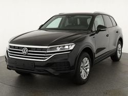 Grenadillschwarz metallic Neu 2025 VW Touareg SUV | 59.445 € (Superpreis)