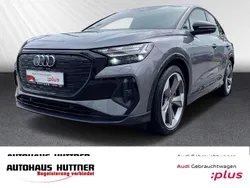 Grau Gebraucht 2022 Audi Q4 Sportback e-tron S-Line SUV | 39.990 € (Fairer Preis)