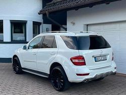 Weiß Gebraucht 2008 Mercedes ML420 Sport SUV | 24.500 €