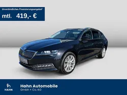 Schwarz Gebraucht 2023 Skoda Superb Style Kombi | 33.270 € (Fairer Preis)