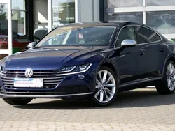 Blau Gebraucht 2018 VW Arteon Elegance Limousine | 23.400 € (Fairer Preis)