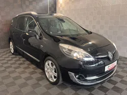 Sternenschwarz Gebraucht 2014 Renault Grand Scénic III Bose Edition Van / Kleinbus | 8.930 € (Teuer)