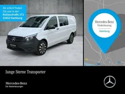 Weiß Gebraucht 2023 Mercedes Vito Van / Kleinbus | 40.198 € (Teuer)
