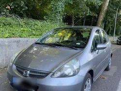 Silber Gebraucht 2007 Honda Jazz Kleinwagen | 2.000 €