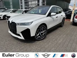 Weiss Gebraucht 2023 BMW iX SUV | 66.799 € (Guter Preis)