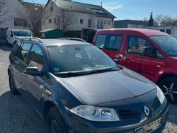 Grau Gebraucht 2007 Renault Mégane GrandTour Kombi | 1.950 € (Fairer Preis)