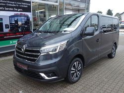 Schwarz Gebraucht 2022 Renault Trafic Van / Kleinbus | 28.800 € (Fairer Preis)