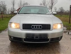 Silber Gebraucht 2004 Audi A4 Limousine | 3.799 € (Etwas zu teuer)