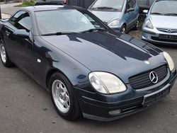 Schwarz Gebraucht 1997 Mercedes SLK200 Cabrio | 5.950 € (Fairer Preis)