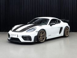 Weiß Gebraucht 2025 Porsche 718 Cayman GT4 Coupé | 174.692 € (Etwas zu teuer)
