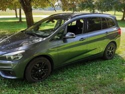 Grau Gebraucht 2016 BMW 218 Gran Tourer Van / Kleinbus | 10.599 € (Superpreis)