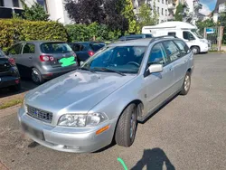 Silber Gebraucht 2004 Volvo V40 Kombi | 800 € (Guter Preis)
